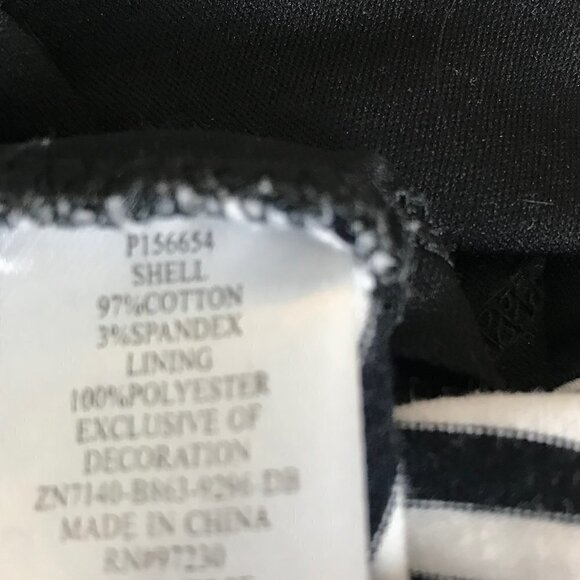 ALMOST Famous Black & White Stripped With Daisies Halter Top  Size S - Picture 6 of 6